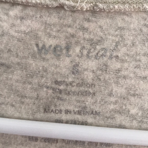 T-shirt - Picture 2 of 2